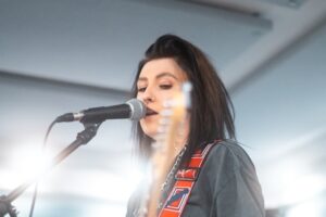 female rock singer