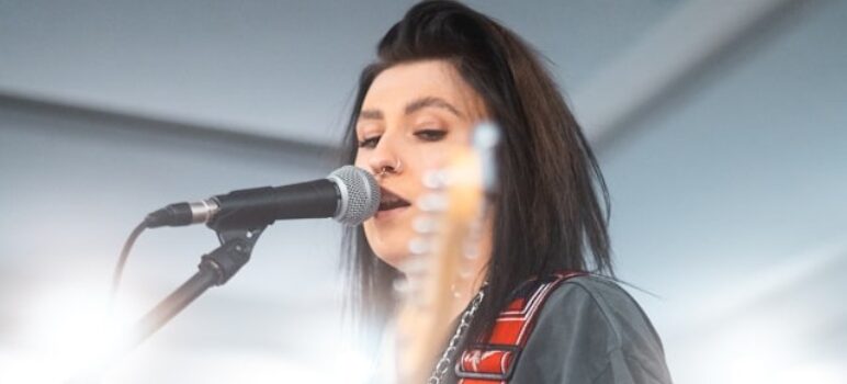 female rock singer