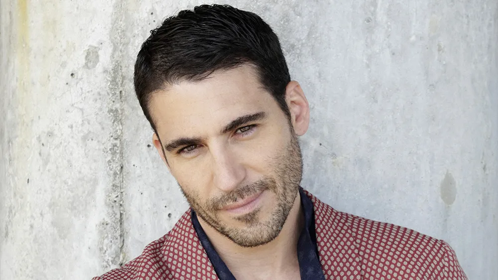 Miguel Ángel Silvestre 47